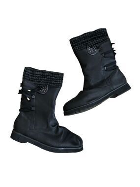 Sweater cuffed scrunch faux leather boots size 42